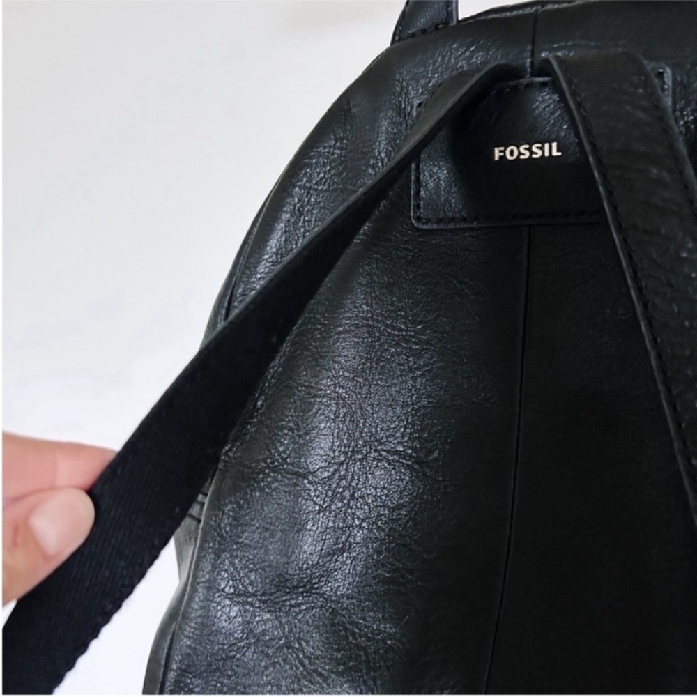 Fossil Black Leather Small Backpack - Euc - image 5